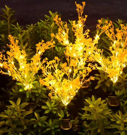 Ilumina tus noches en el jardín con la belleza de la luz dorada solar SET X 3