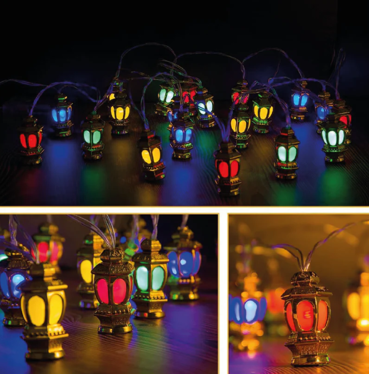 🤩 Imagina lo hermosa que será tu decoración de Navidad con ésta instalación de faroles hermosa y colorida!! Instalación x 5 metros
