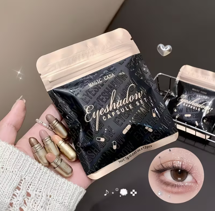 El set de maquillaje más viral y aesthetic que vas a ver este año. 24 piezas de lujo en un solo set: 12 mini labiales + 12 sombras tono tierra