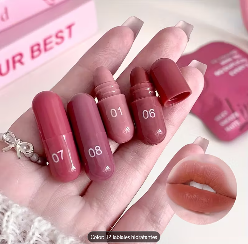 El set de maquillaje más viral y aesthetic que vas a ver este año. 24 piezas de lujo en un solo set: 12 mini labiales + 12 sombras tono tierra