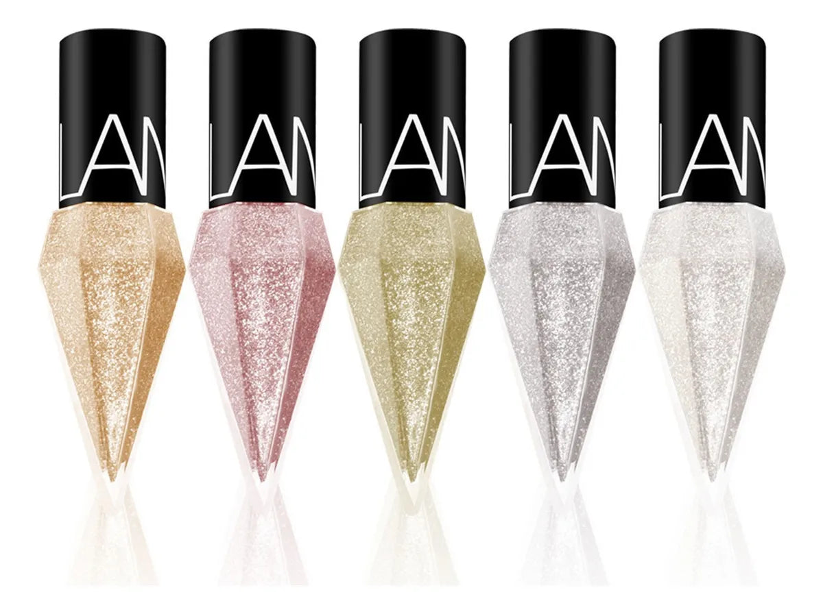 Define tu mirada con intensidad y duración extrema, ¡sin manchar ni irritar! Set x5