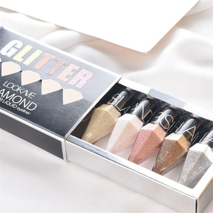 Define tu mirada con intensidad y duración extrema, ¡sin manchar ni irritar! Set x5