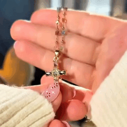 Tu fé, llena de color y brillo. El collar que ilumina tu alma y tu look!!