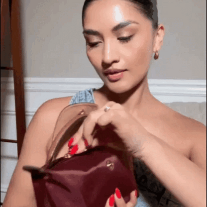 Dile adiós al espacio limitado con nuestro Minibag Allegra®: moderno, femenino y elegante!!