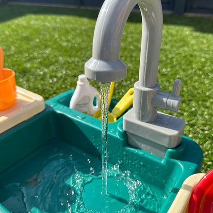 El Fregadero Interactivo con Sistema de Agua Real